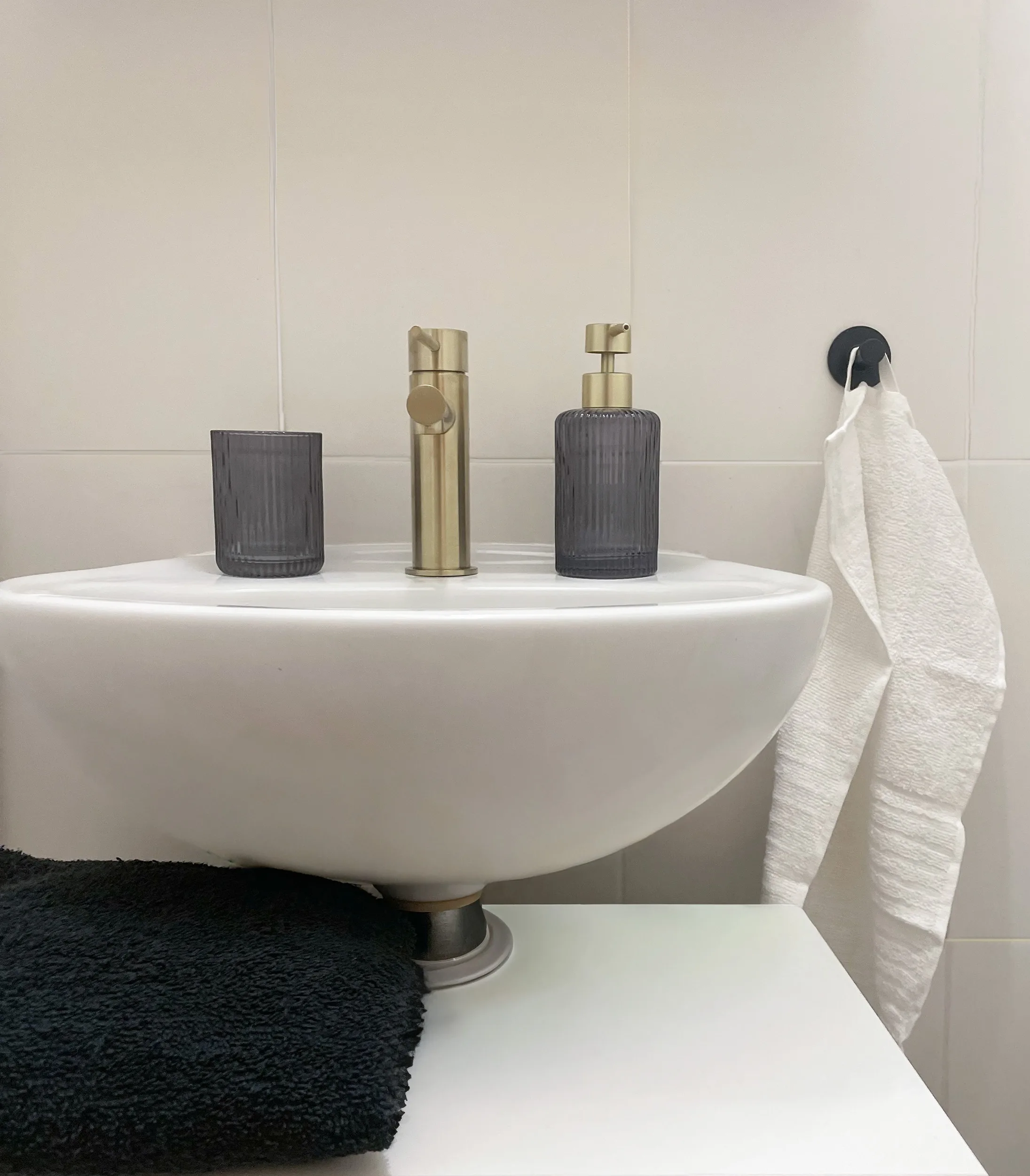 Image lavabo salle de bain paris 12